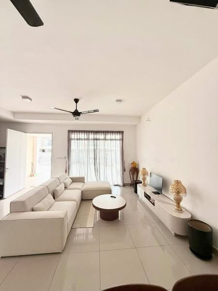 2-storey Terraced House for Sale in Iskandar Puteri (Nusajaya) (Johor) - Zephyr Khoo - Living Room - PropertyGuru.com.my