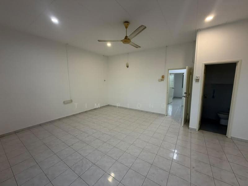 2-storey Terraced House for Sale in Taman Gadong Perdana (Bertam) - Tim Piong - Living Room - PropertyGuru.com.my