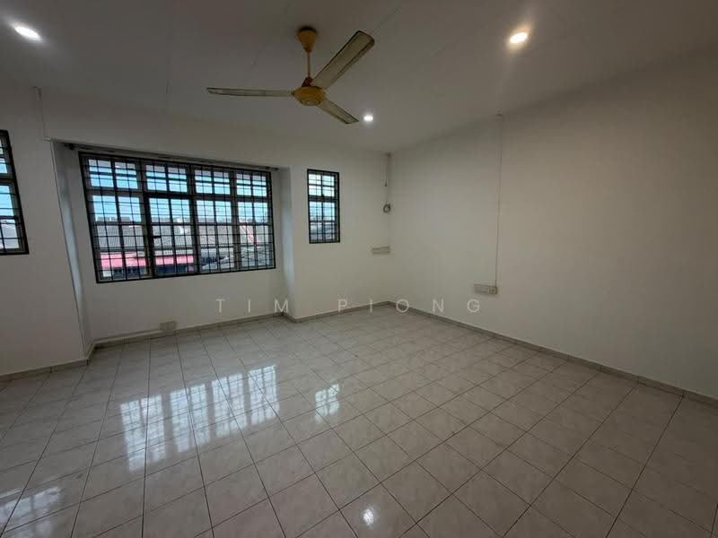 2-storey Terraced House for Sale in Taman Gadong Perdana (Bertam) - Tim Piong - Living Room - PropertyGuru.com.my
