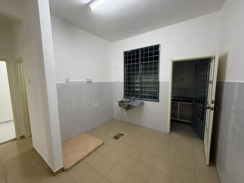 2-storey Terraced House for Sale in Taman Gadong Perdana (Bertam) - Tim Piong - Kitchen - PropertyGuru.com.my