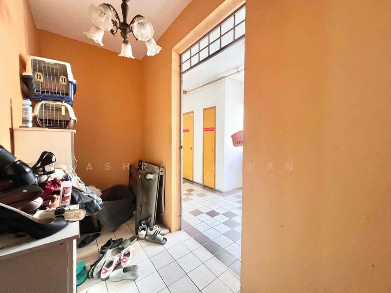 Apartment for Sale at Sri Intan 2 - Ashraf Azwan - Interior - PropertyGuru.com.my