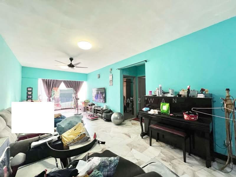 Apartment for Sale at Sri Intan 2 - Ashraf Azwan - Living Room - PropertyGuru.com.my