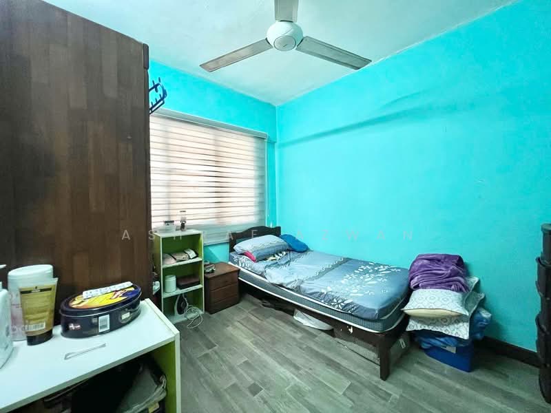 Apartment for Sale at Sri Intan 2 - Ashraf Azwan - Bedroom - PropertyGuru.com.my