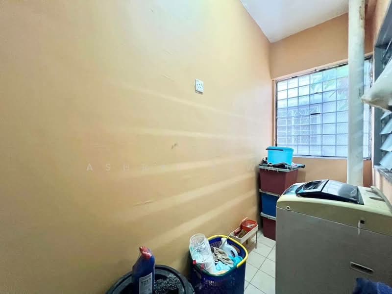 Apartment for Sale at Sri Intan 2 - Ashraf Azwan - Interior - PropertyGuru.com.my