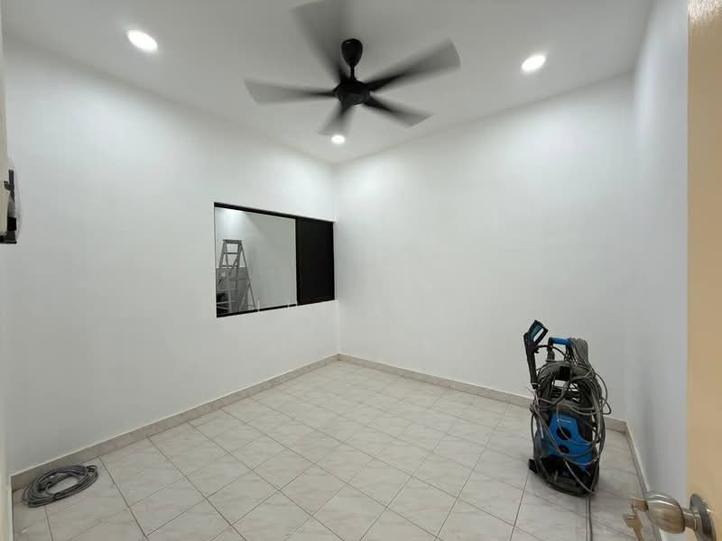 1-storey Terraced House for Sale in Johor Bahru (Johor) - Lui Lui - Bedroom - PropertyGuru.com.my