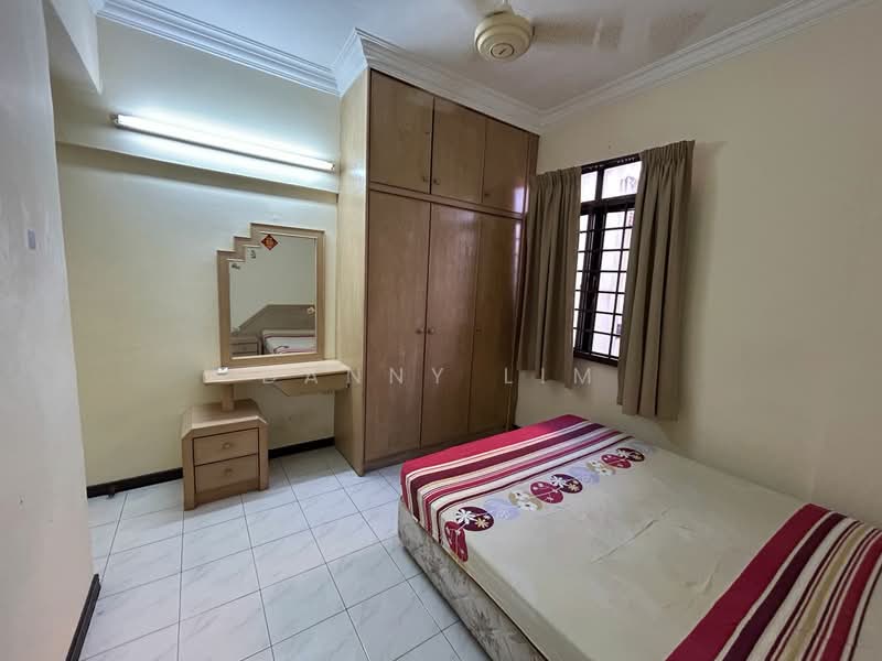 Condominium for Rent at Sunny Ville Condominium - Danny Lim - Bedroom - PropertyGuru.com.my