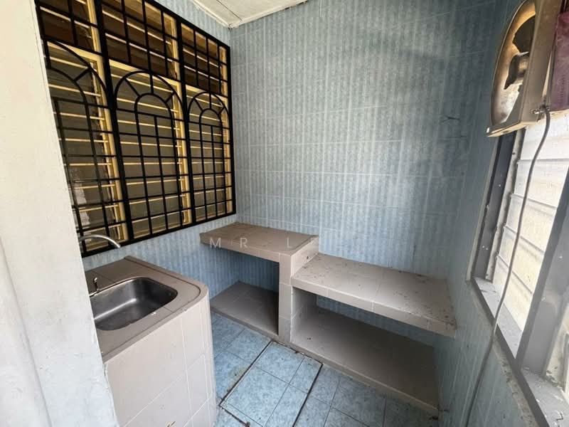 2.5-storey Terraced House for Sale in Bandar Baru Kampar (Kampar) - Mr Lee - Interior - PropertyGuru.com.my
