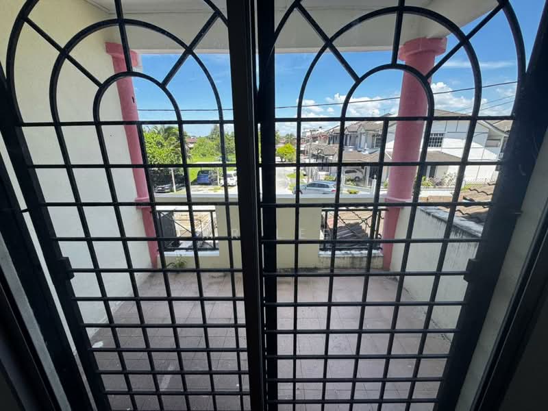 2.5-storey Terraced House for Sale in Bandar Baru Kampar (Kampar) - Mr Lee - Exterior - PropertyGuru.com.my