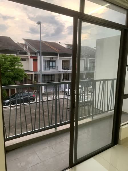 2-storey Terraced House for Rent in Rawang (Selangor) - Kwong Xiao Wei - Balcony - PropertyGuru.com.my