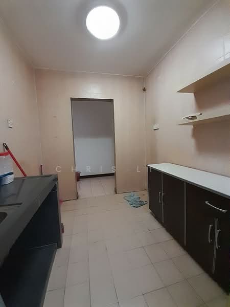Kondominium untuk Dijual di Amadesa Resort Condominium - Chris Lim - Kitchen - PropertyGuru.com.my