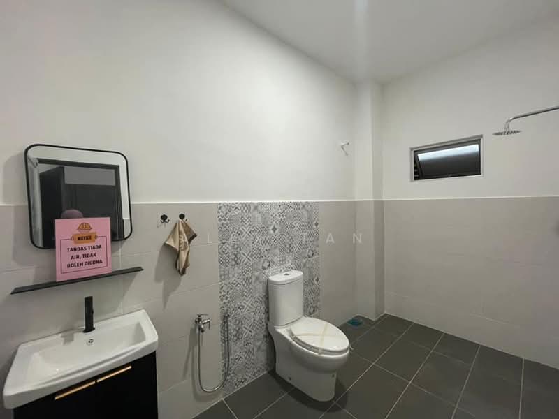 2-storey Terraced House for Sale in Bandar Enstek (Negeri Sembilan) - Alex Tan - Bathroom - PropertyGuru.com.my