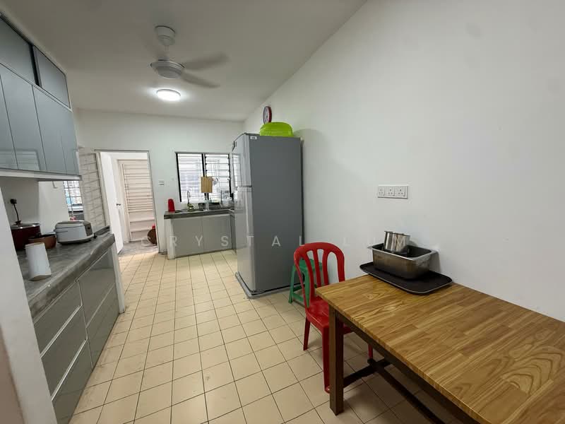 2-storey Terraced House for Rent in Bandar Damai Perdana (Cheras) - Crystal Lum - Kitchen - PropertyGuru.com.my