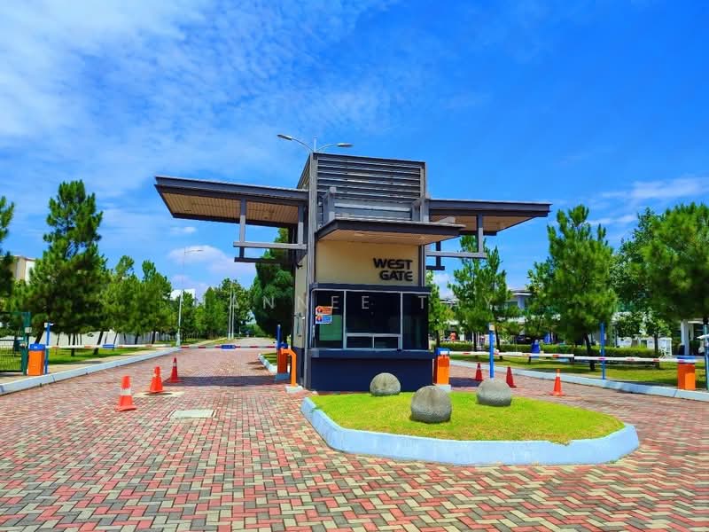 Semi-Detached House for Sale in Puchong (Selangor) - Hannee Tay - Exterior - PropertyGuru.com.my