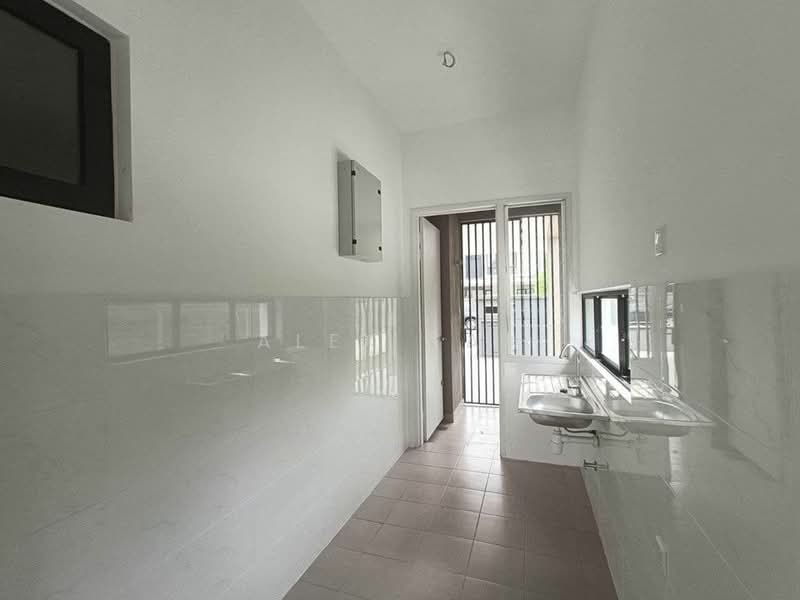 2-storey Terraced House for Sale in Bandar Enstek (Negeri Sembilan) - Alex Tan - PropertyGuru.com.my
