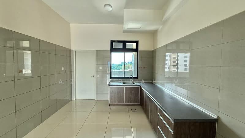 Condominium for Sale at Lake Vista Residence (Tasik Vista Residen) - Azli Ibrahim - Kitchen - PropertyGuru.com.my