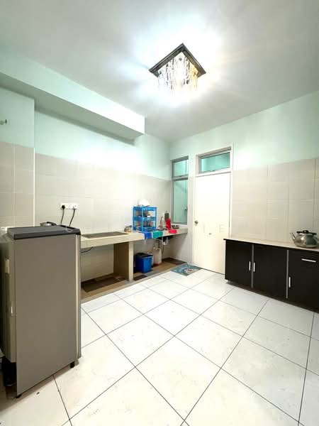 2-storey Terraced House for Sale in Bukit Indah (Iskandar Puteri (Nusajaya)) - Chen Shieh Yu - Kitchen - PropertyGuru.com.my