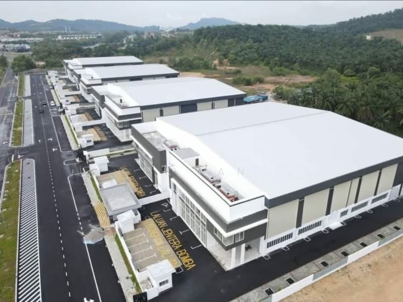 Factory for Rent in Puncak Alam (Selangor) - SK Han - Exterior - PropertyGuru.com.my