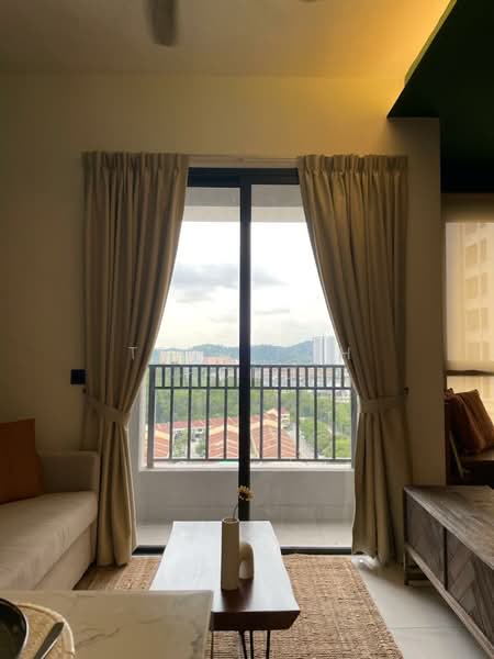 Servis Apartment untuk Dijual di Equine Residence - Teng Poh Hong - Living Room - PropertyGuru.com.my