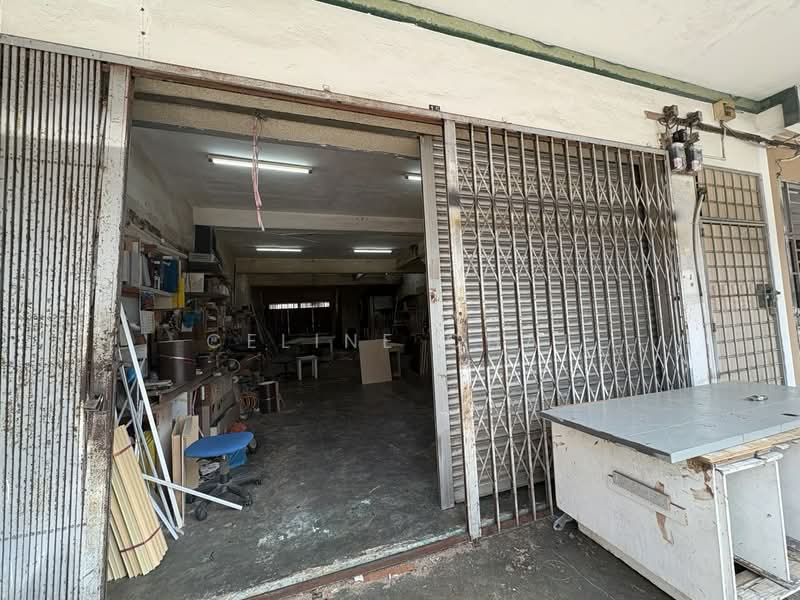 Kedai / Pejabat untuk Dijual di Taman Puteri Wangsa (Ulu Tiram) - Celine Chai - Interior - PropertyGuru.com.my