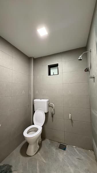1-storey Terraced House for Sale in Taman Desa Harmoni (Masai) - Alan Tia - Bathroom - PropertyGuru.com.my