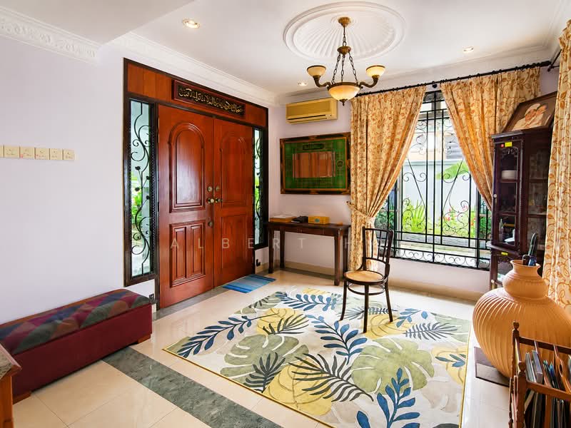 Semi-Detached House for Sale in Kelana Jaya (Petaling Jaya) - Albert Ho - Entrance - PropertyGuru.com.my