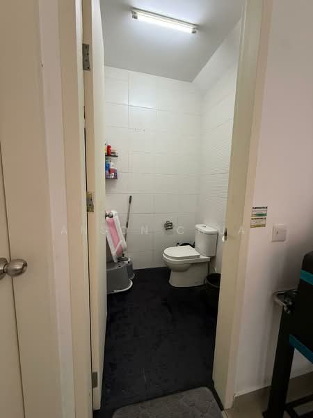Pangsapuri untuk Disewa di The Twin Residences - Anson Chua - Bathroom - PropertyGuru.com.my