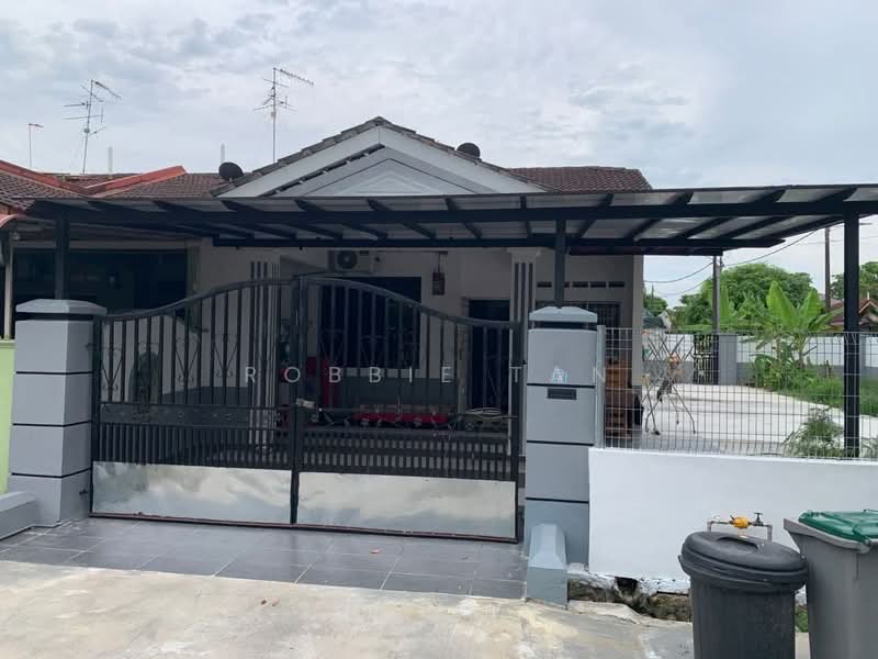 1-storey Terraced House for Rent in Kota Masai (Pasir Gudang) - Robbie Tan - Exterior - PropertyGuru.com.my