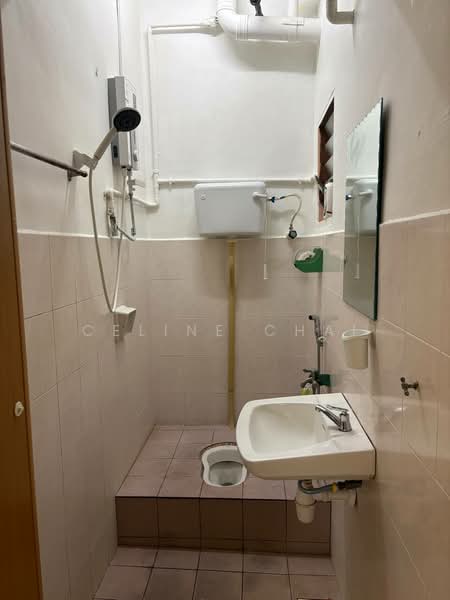 Flat for Sale at Rumah Pangsa Jasmine - Celine Chai - Bathroom - PropertyGuru.com.my
