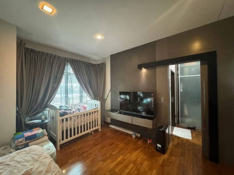 2-storey Terraced House for Sale in Taman Molek (Johor Bahru) - Caixuan Kwee - PropertyGuru.com.my