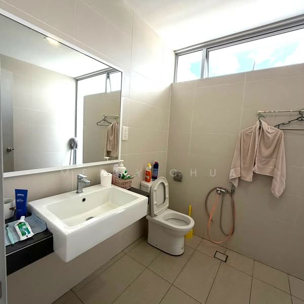 Rumah Teres 2 Tingkat untuk Disewa di Iskandar Puteri (Nusajaya) (Johor) - Merry Chua - Bathroom - PropertyGuru.com.my