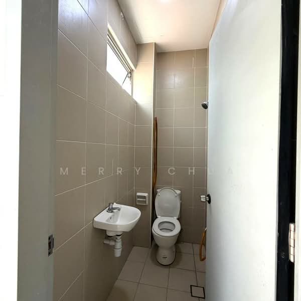 Rumah Teres 2 Tingkat untuk Disewa di Iskandar Puteri (Nusajaya) (Johor) - Merry Chua - Bathroom - PropertyGuru.com.my