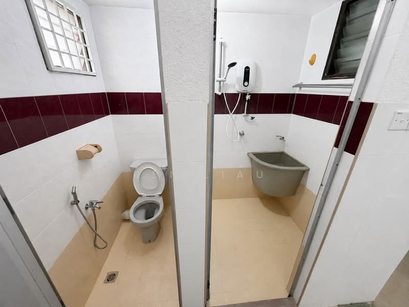 1-storey Terraced House for Rent in Tanjung Bungah (Penang) - Ben Liau - Bathroom - PropertyGuru.com.my