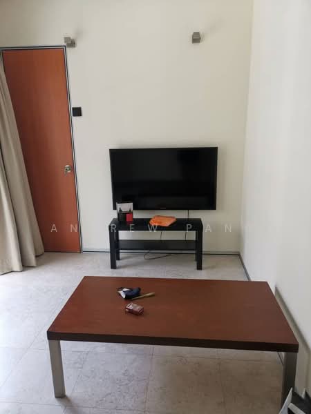 Kondominium untuk Disewa di 10 Semantan Suites - Andrew Pang - Living Room - PropertyGuru.com.my