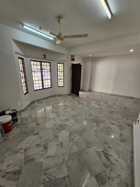 2-storey Terraced House for Sale in Usj 9 (Subang Jaya) - Syafiq Razali - PropertyGuru.com.my