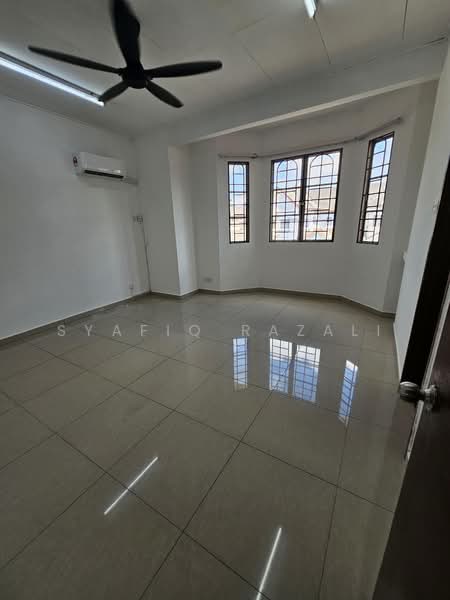 2-storey Terraced House for Sale in Usj 9 (Subang Jaya) - Syafiq Razali - PropertyGuru.com.my