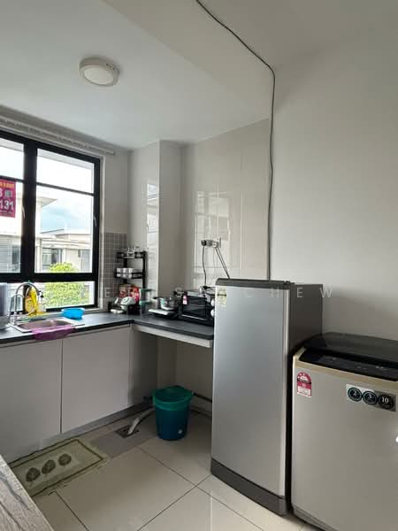 Apartment for Sale at The Meadow Park - Theresa Chew - Kitchen - PropertyGuru.com.my
