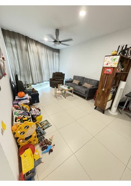Servis Apartment untuk Dijual di Aragreens - Kevin Chen - Living Room - PropertyGuru.com.my