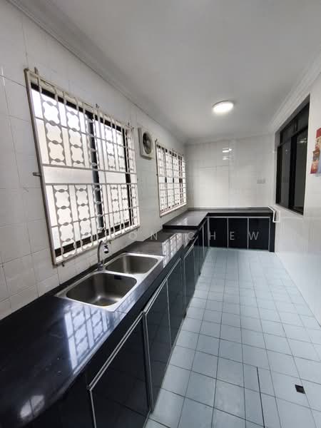 2-storey Terraced House for Sale in Taman Bukit Mewah (Tampoi) - EDISON CHEW - PropertyGuru.com.my