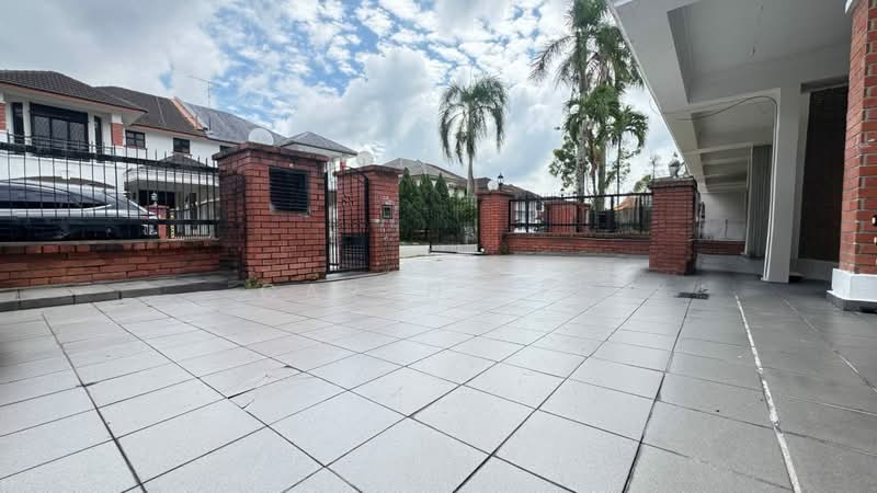 Rumah Berkembar untuk Dijual di Taman Sutera (Johor Bahru) - Caryn Ter - Exterior - PropertyGuru.com.my