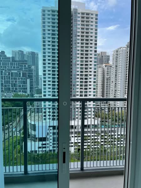Kondominium untuk Dijual di Inspirasi - Gordon Goh - Balcony - PropertyGuru.com.my