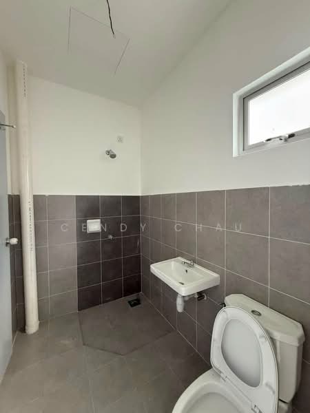 Rumah Teres untuk Dijual di Pasir Gudang (Johor) - Cendy Chau - Bathroom - PropertyGuru.com.my
