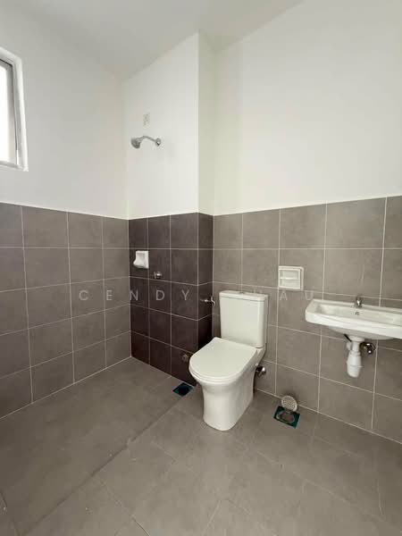 Rumah Teres untuk Dijual di Pasir Gudang (Johor) - Cendy Chau - Bathroom - PropertyGuru.com.my