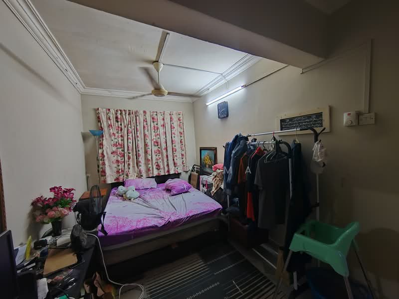 Rumah Teres untuk Dijual di Bandar Country Homes (Rawang) - Yean Ma - Bedroom - PropertyGuru.com.my
