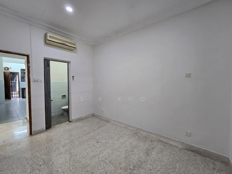 1-storey Terraced House for Sale in Permas Jaya (Johor Bahru) - S.K Koo - PropertyGuru.com.my