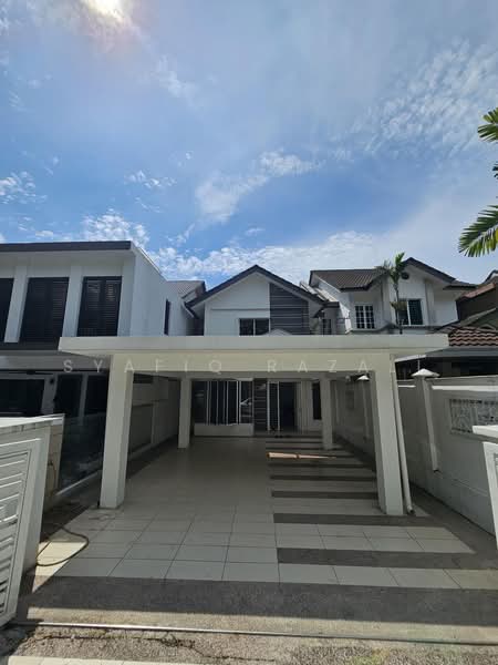 Rumah Teres 2 Tingkat untuk Dijual di Taman Bukit Saga (Shah Alam) - Syafiq Razali - PropertyGuru.com.my