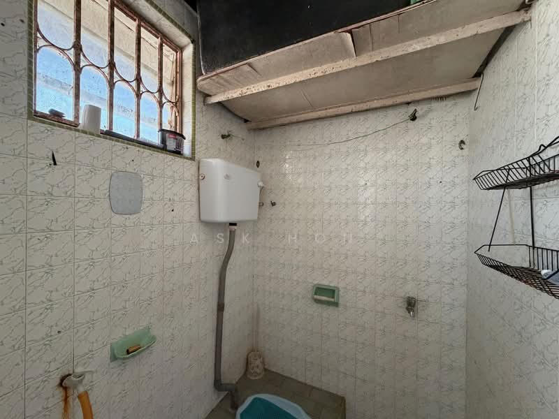 Flat for Rent at Flat Taman Ungku Tun Aminah - Ask Hon - PropertyGuru.com.my