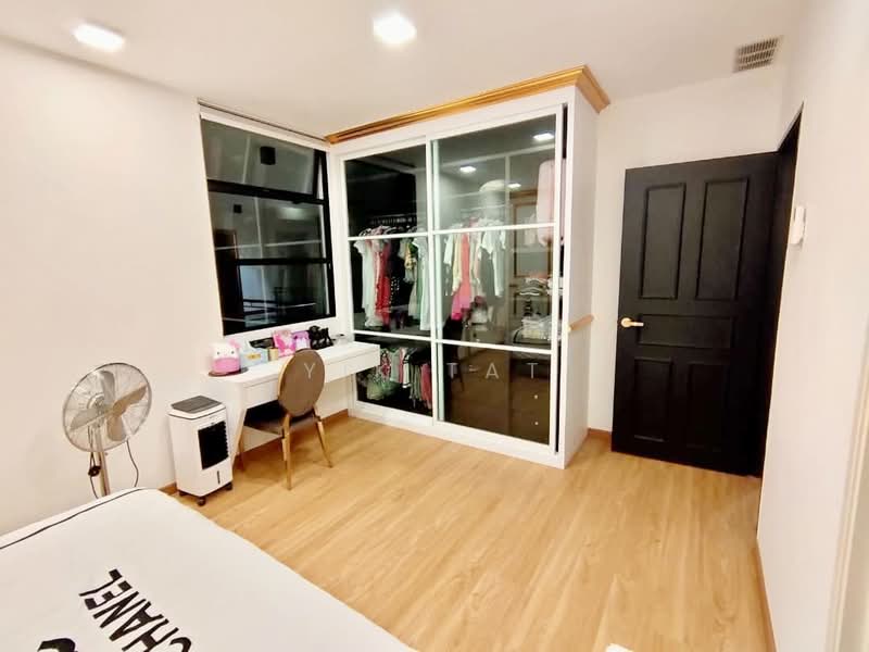 Rumah Berkembar untuk Dijual di Taman Laguna (Johor Bahru) - Yik Tat - PropertyGuru.com.my
