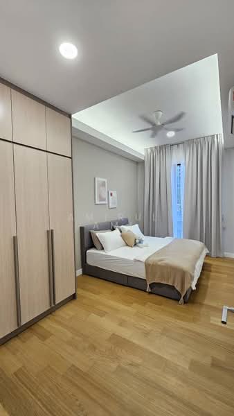 Servis Apartment untuk Disewa di The Sentral Suites - Amirul Ami - Bedroom - PropertyGuru.com.my