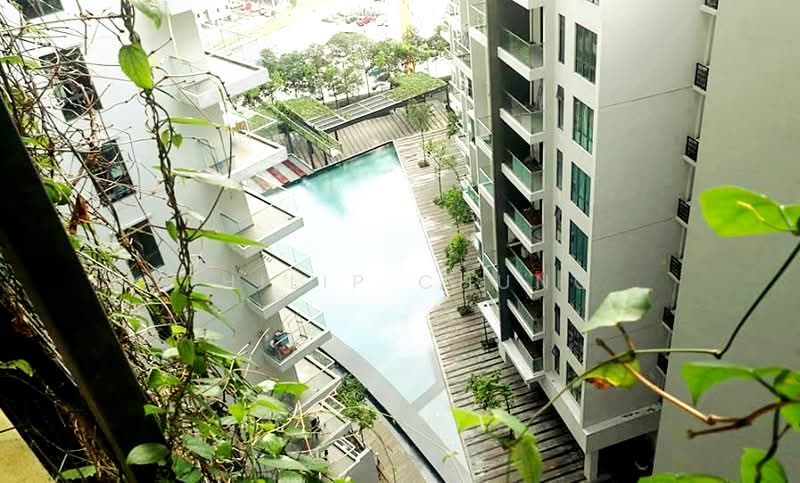 Servis Apartment untuk Disewa di Univ 360 Place - Philip Chung - Balcony - PropertyGuru.com.my