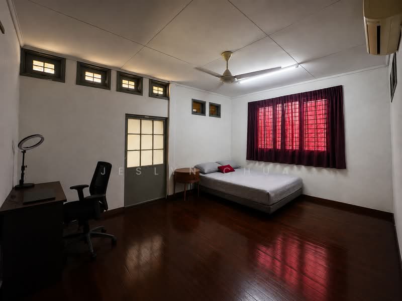 Rumah Teres untuk Dijual di Usj 2 (Subang Jaya) - Jeslyn Chua - Bedroom - PropertyGuru.com.my